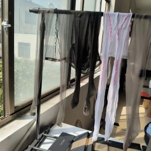 物主:草莓奶昔，下单前留言许愿，预留地址保密发货。