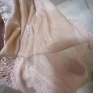 物主:草莓奶昔，下单前留言许愿，预留地址保密发货。